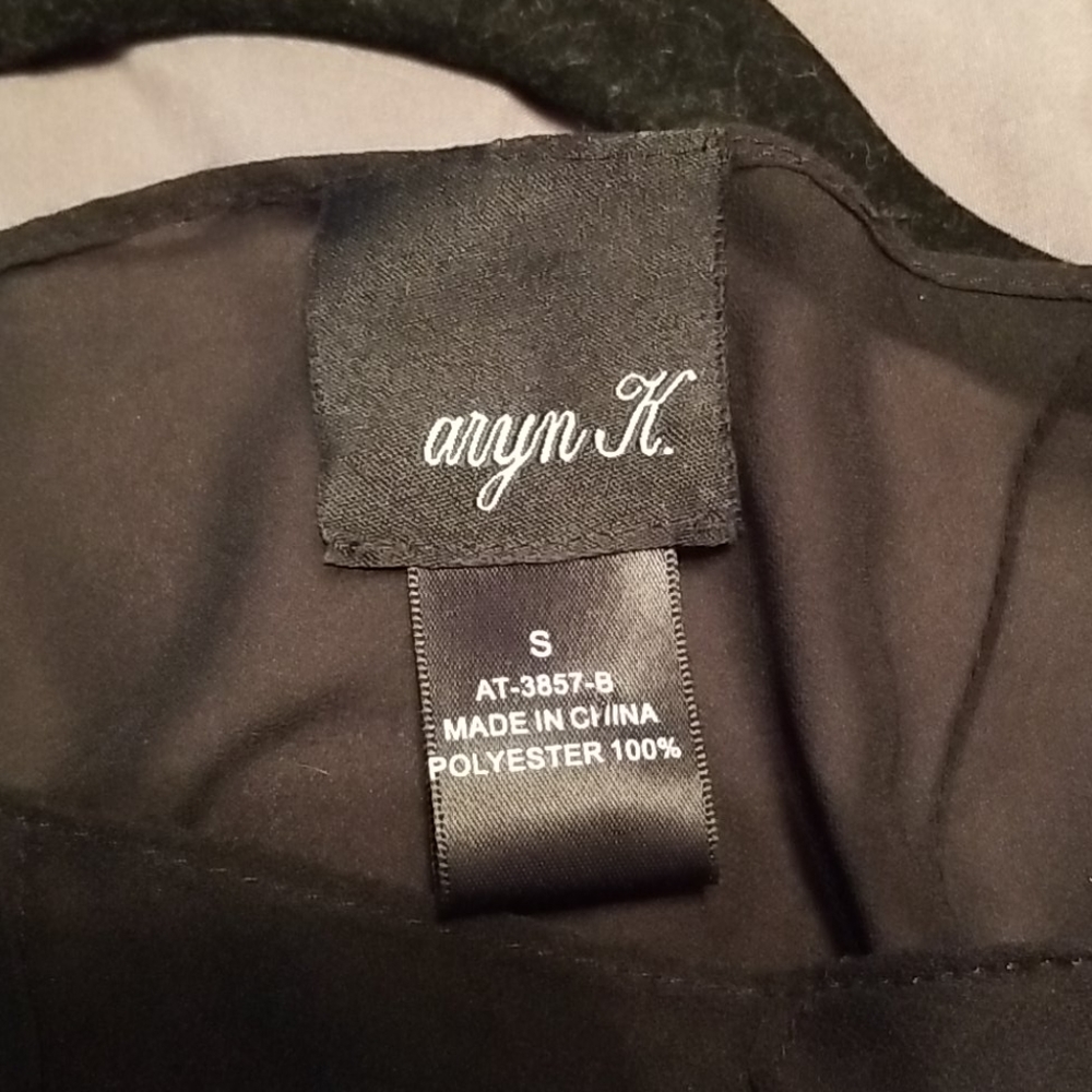 Final Sale aryn K. Blouse - Picture 5 of 5